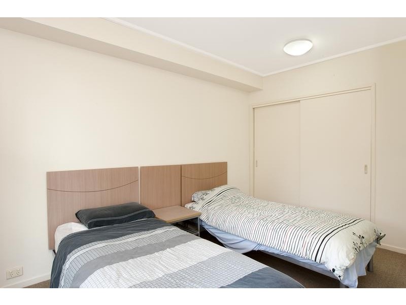 2/800 Swanston Street, Carlton VIC 3053