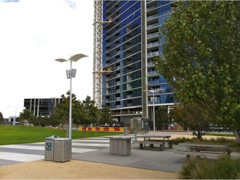 503 Yarra’s Edge, Docklands VIC 3008