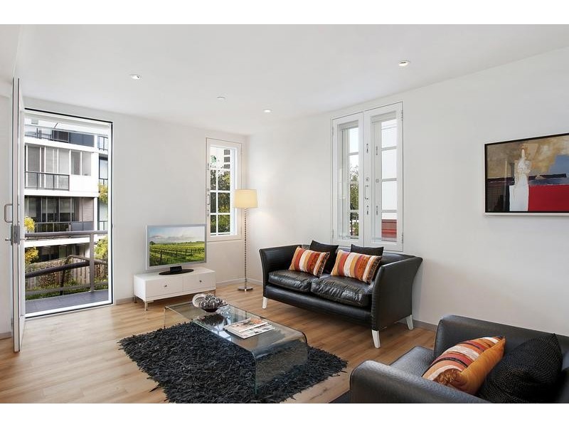 102/9 Commercial Road, Melbourne VIC 3004