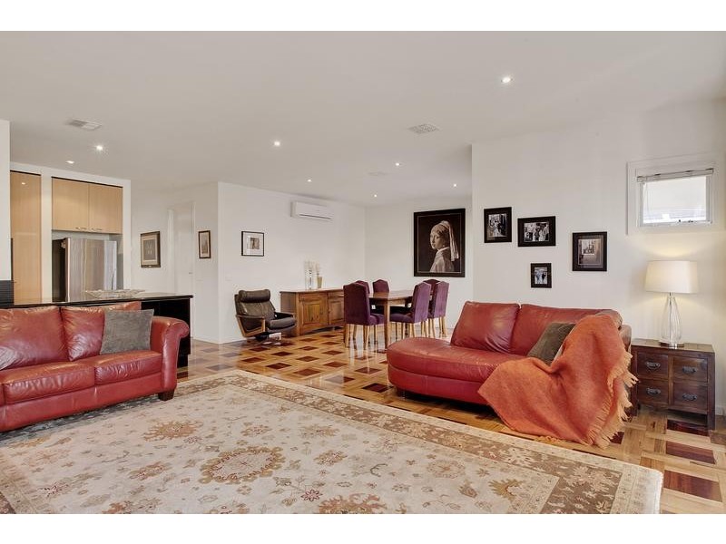 3/13 Selwyn Avenue, Elwood VIC 3184