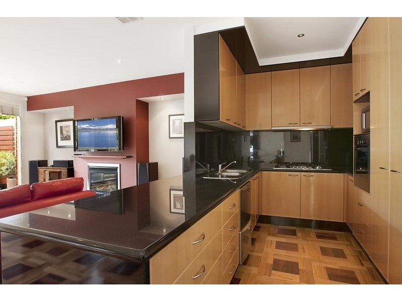 3/13 Selwyn Avenue, Elwood VIC 3184