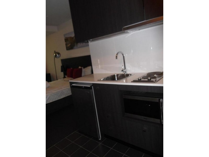 1034/43 Therry Street, Carlton VIC 3053