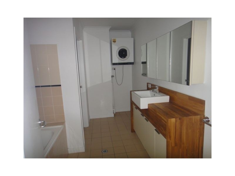 14/55 Batman Street, West Melbourne VIC 3003
