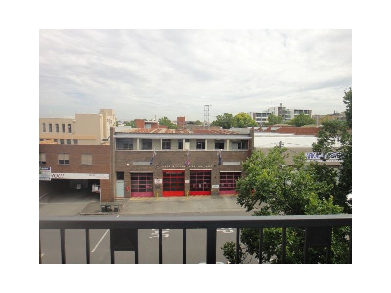 14/55 Batman Street, West Melbourne VIC 3003