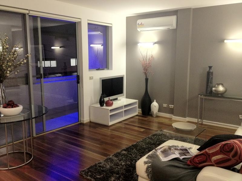 4/358 Hampton Street, Hampton VIC 3188