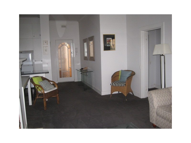 2/100 Hotham Street, East Melbourne VIC 3002