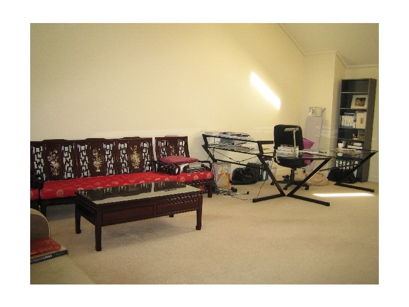 11/8 Wellington Cresent, East Melbourne VIC 3002