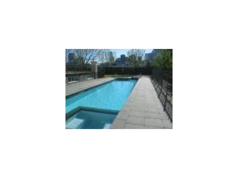 11/8 Wellington Cresent, East Melbourne VIC 3002