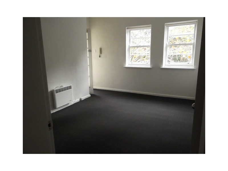 8/161 Wellington Parade South, East Melbourne VIC 3002