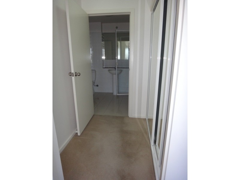 1203/250 Elizabeth Street, Melbourne VIC 3000