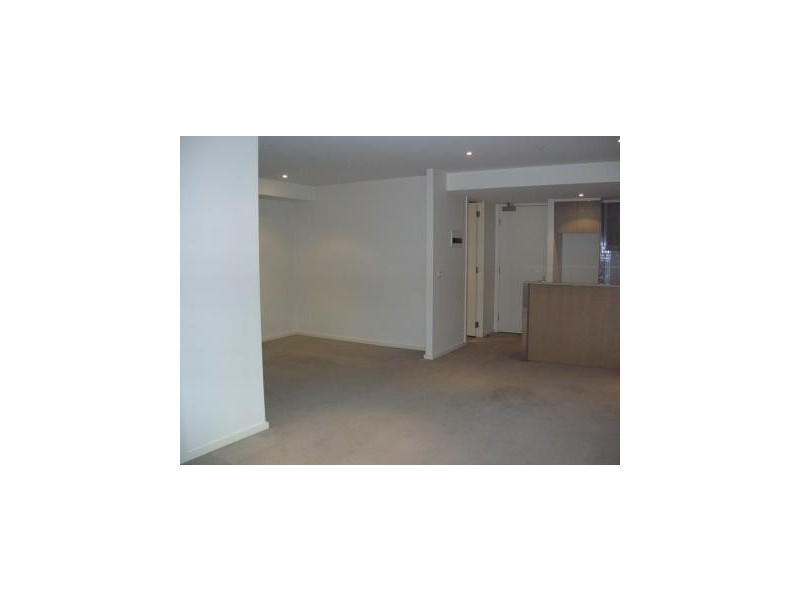 A707/57 Bay Street, Port Melbourne VIC 3207
