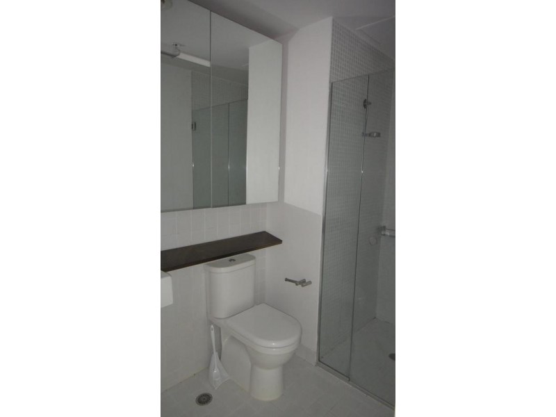 503/8 Waterview Walk, Docklands VIC 3008