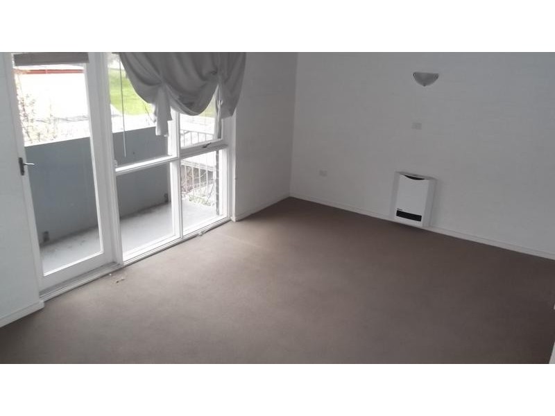 13/44 Gatehouse Street, Parkville VIC 3052