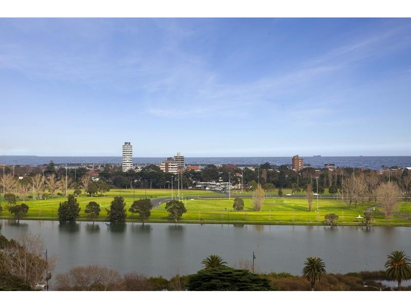 1107/55 Queens Road, Melbourne VIC 3004