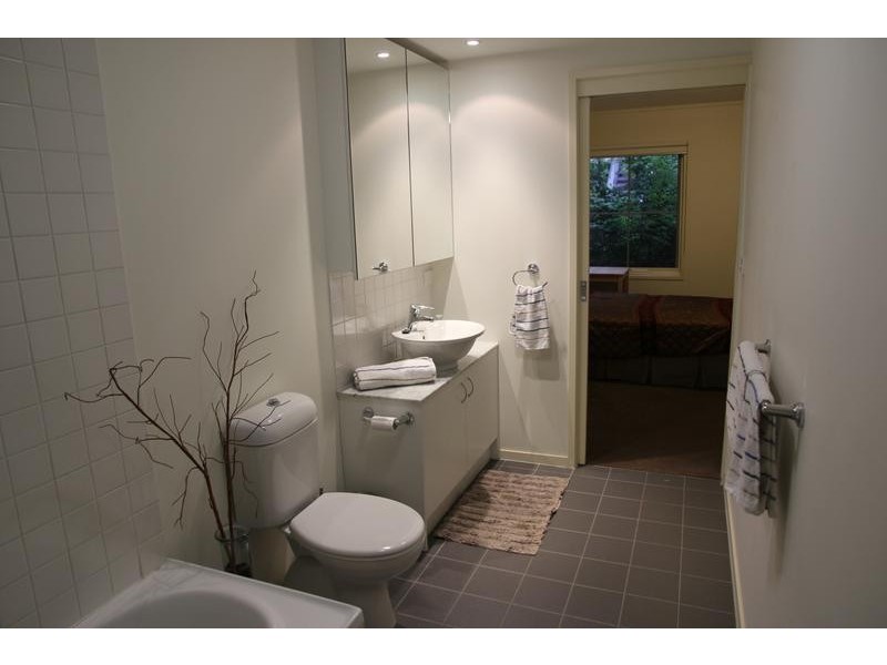 4/327 Dandenong Road, Prahran VIC 3181