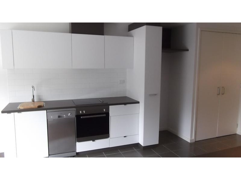 11/233 Dandenong Road, Prahran VIC 3181