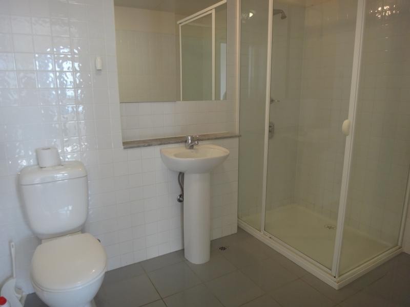 2415/250 Elizabeth Street, Melbourne VIC 3000