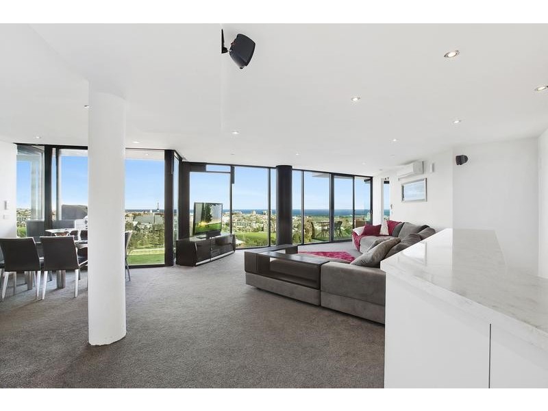 1602/83 Queens Road, Melbourne VIC 3004