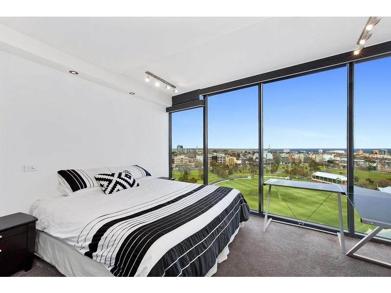 1602/83 Queens Road, Melbourne VIC 3004