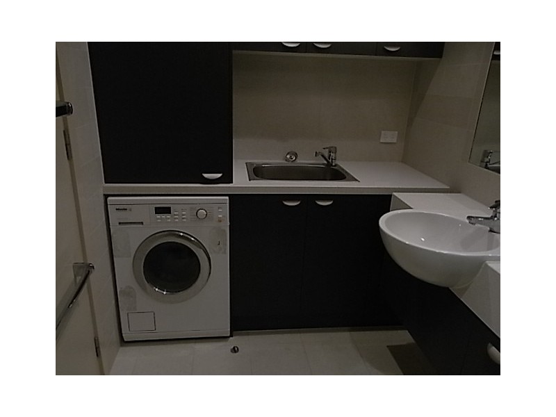 1/67 Hardware Lane, Melbourne VIC 3000