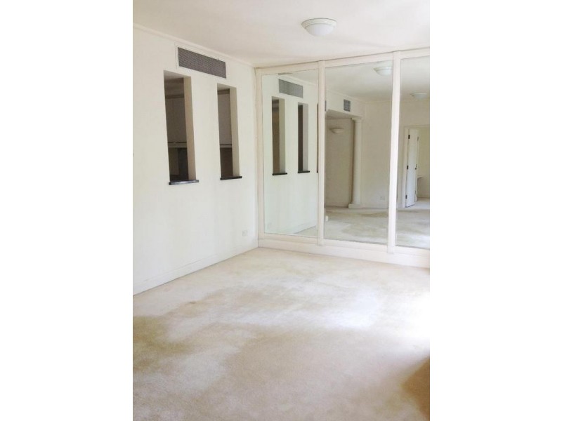 26/211 Wellington Parade South, East Melbourne VIC 3002