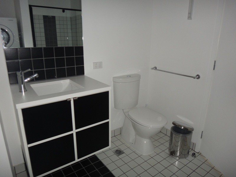 1808/31 A’beckett Street, Melbourne VIC 3000