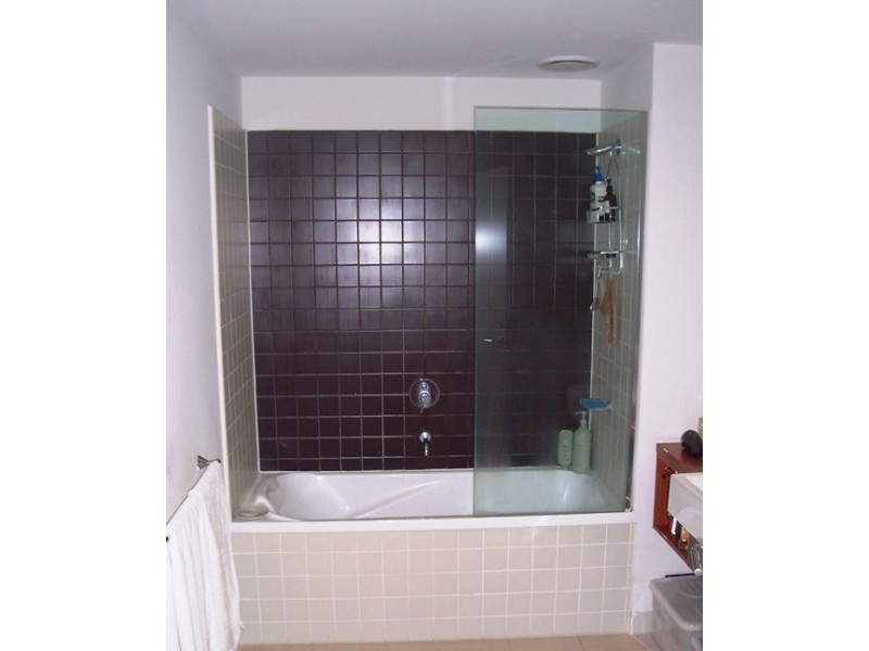 202/150 Peel Street, North Melbourne VIC 3051