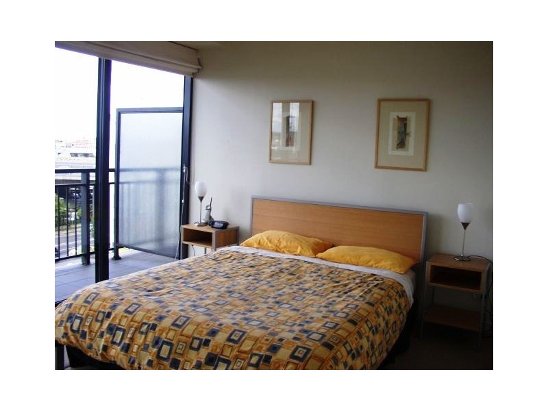 713/80 Clarendon Street, Southbank VIC 3006