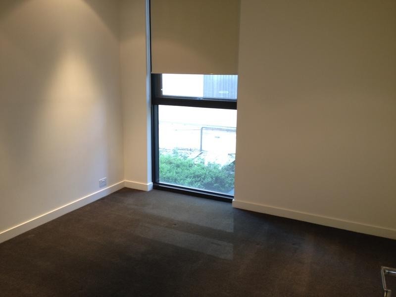 102/55 Queens Road, Melbourne VIC 3000