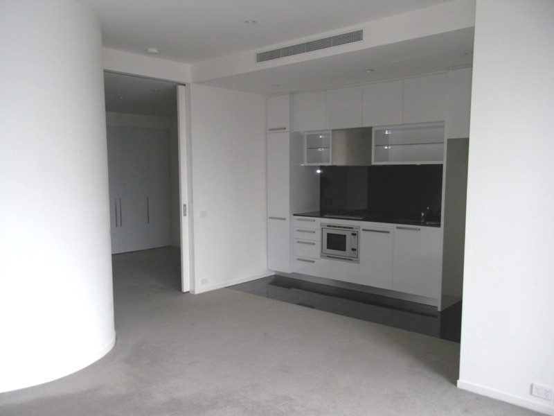 2103/7 Riverside Quay, Southbank VIC 3006