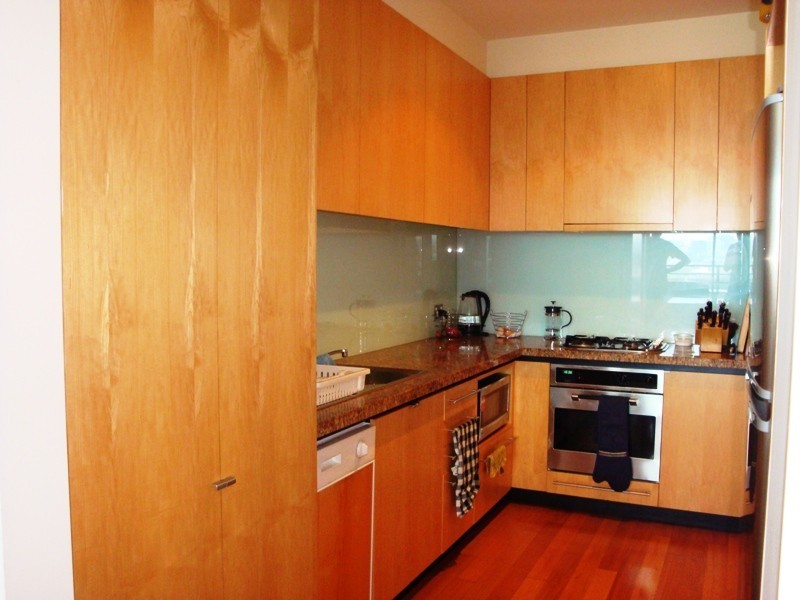2009/80 Clarendon Street, Southbank VIC 3006