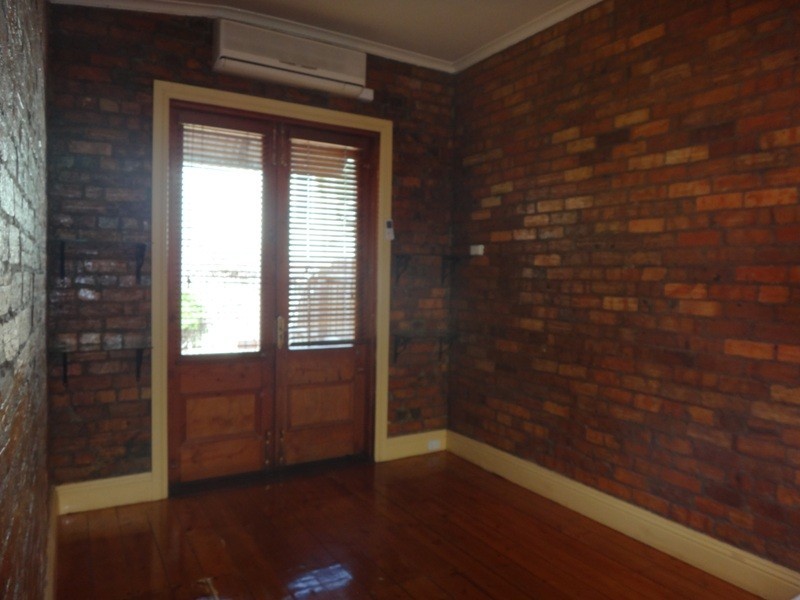 27 Moore Street, Moonee Ponds VIC 3039