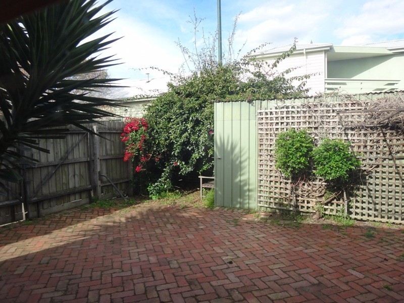 27 Moore Street, Moonee Ponds VIC 3039