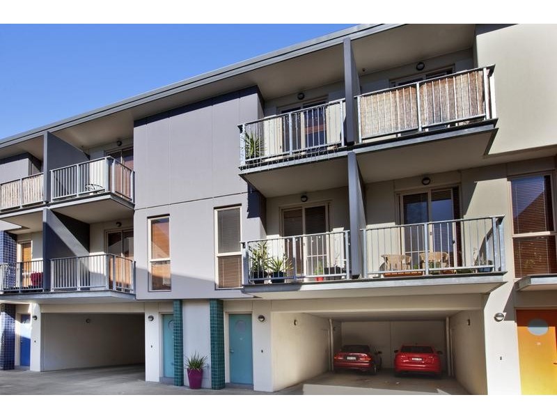 32/80 Trenerry Crescent, Abbotsford VIC 3067