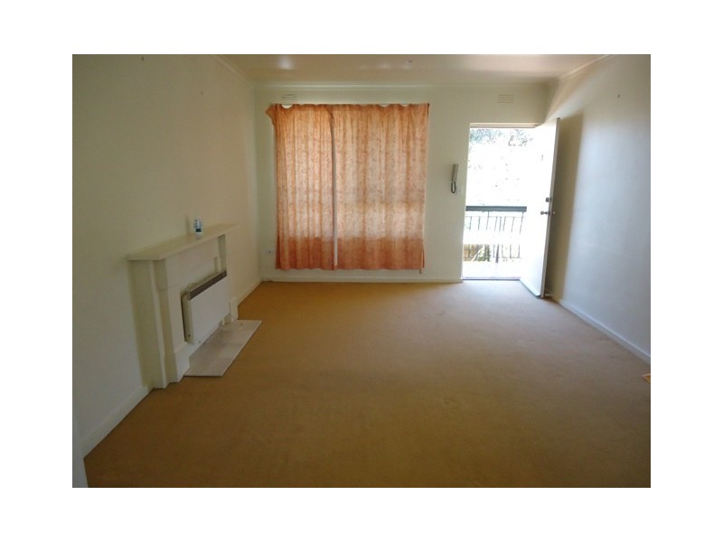 9/13 Peacock Street, Brunswick VIC 3056