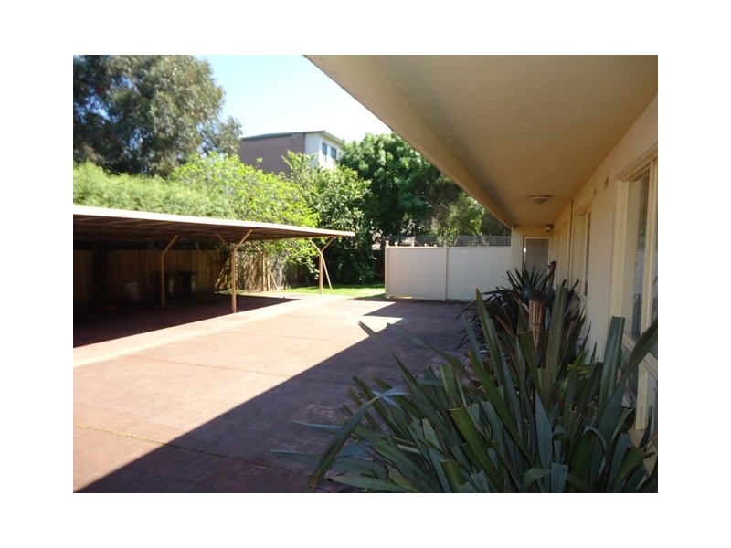 9/13 Peacock Street, Brunswick VIC 3056