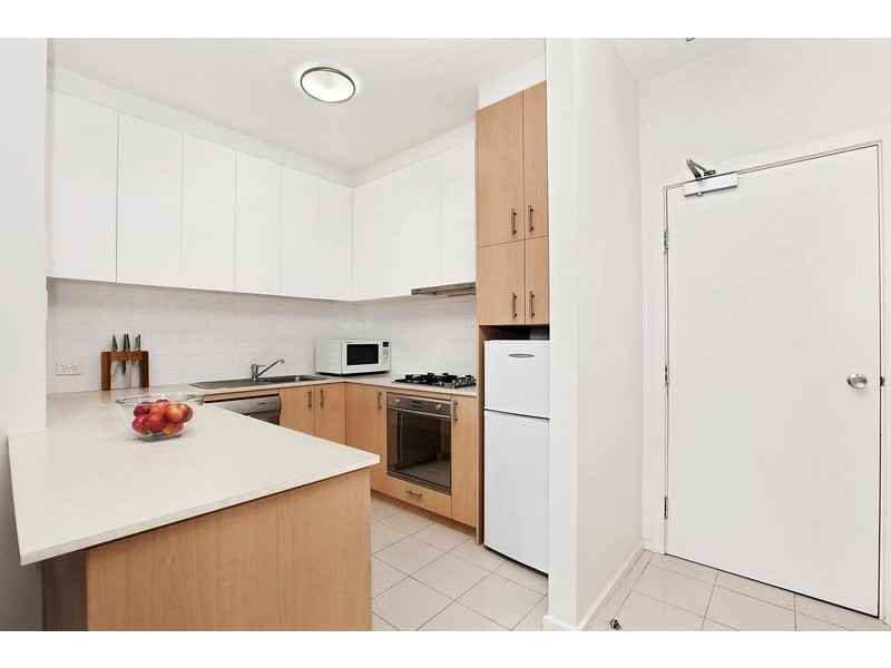 1803/250 Elizabeth Street, Melbourne VIC 3000