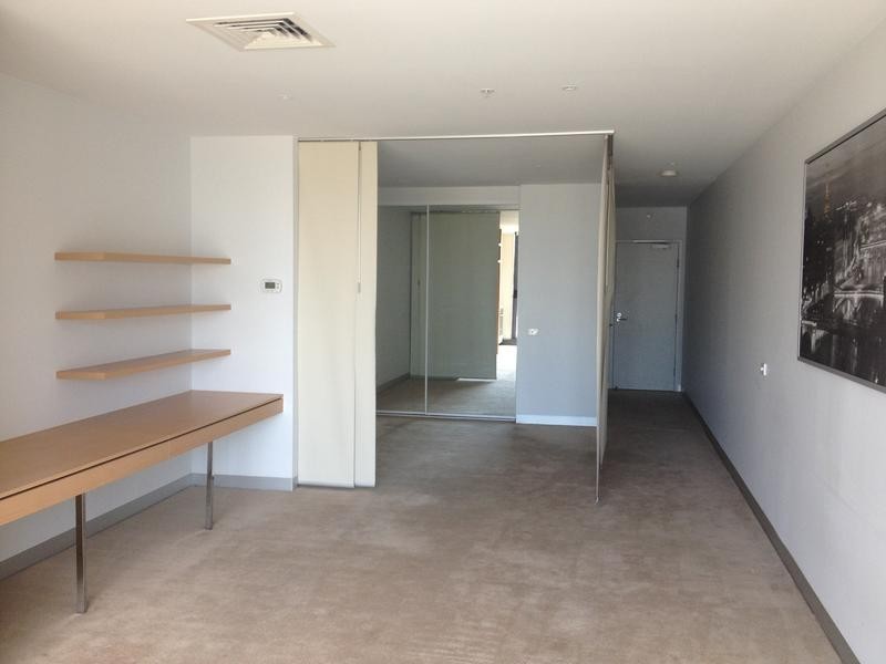 1318/555 Flinders Street, Melbourne VIC 3000