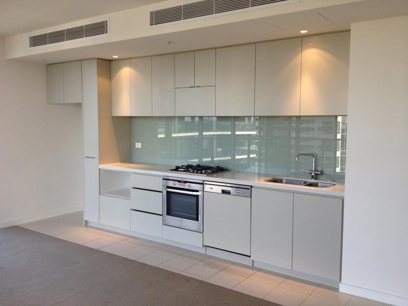 1204/55 Queens Road, Melbourne VIC 3004