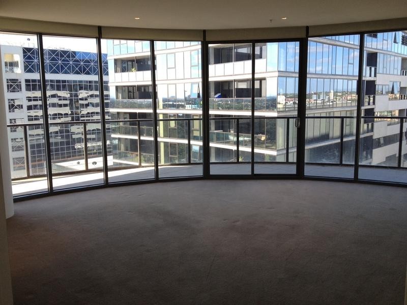 1204/55 Queens Road, Melbourne VIC 3004