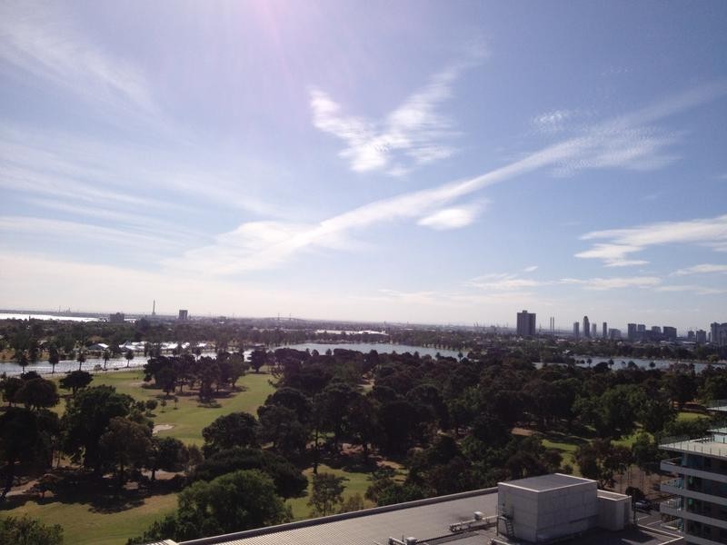 1204/55 Queens Road, Melbourne VIC 3004