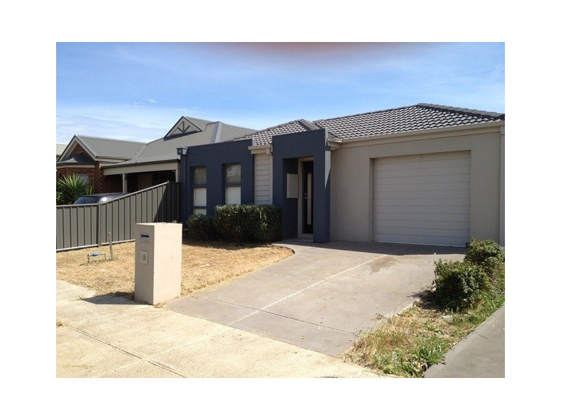 31 Rocky Gate Drive, Truganina VIC 3029