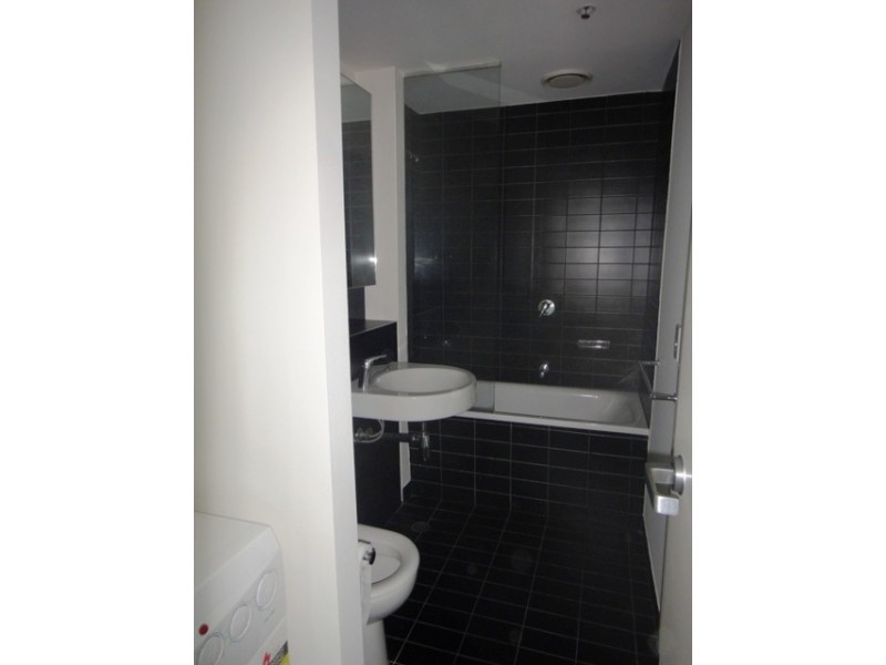 1107/620 Collins Street, Melbourne VIC 3000