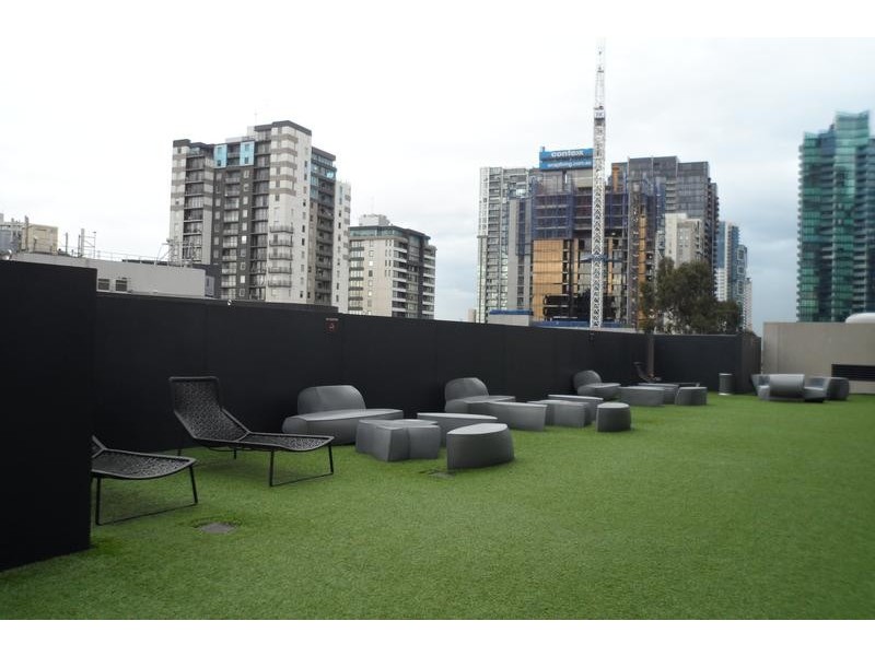 31/8 Cook Street, Southbank VIC 3006