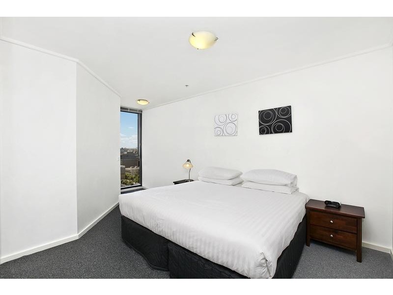 2006/668 Bourke Street, Melbourne VIC 3000