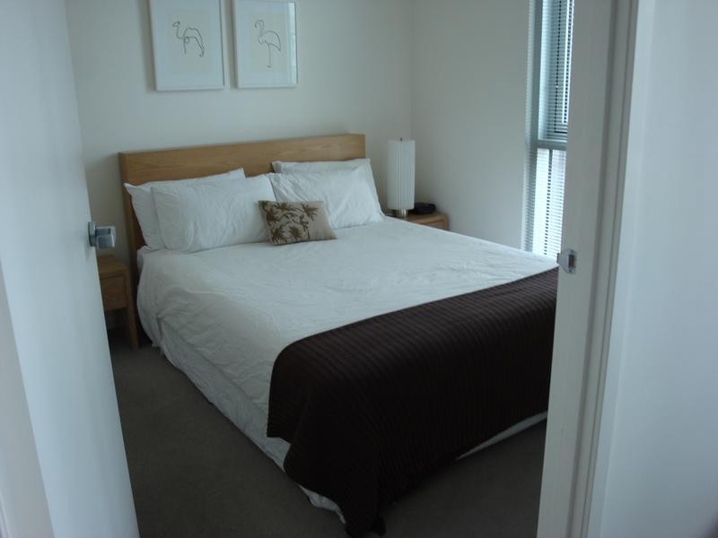 1809/620 Collins Street, Melbourne VIC 3000