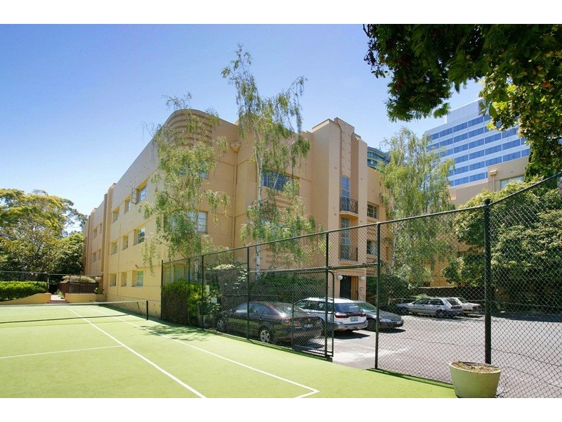 21/32 Queens Road, Melbourne VIC 3004