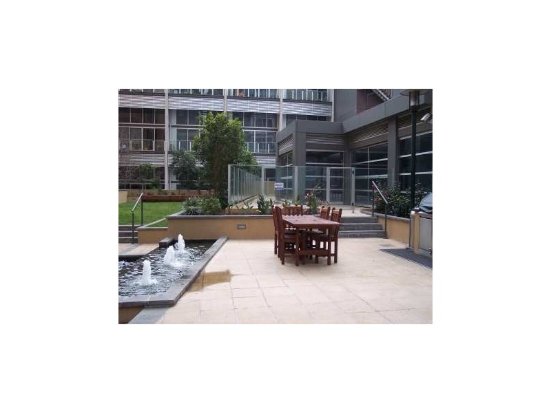 G12/61 Mackenzie Street, Melbourne VIC 3000