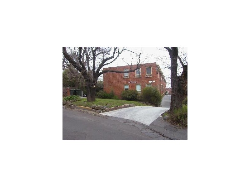 18/2 The Vaucluse, Richmond VIC 3121