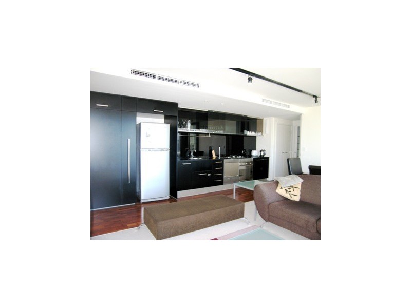 403P/66 River Esplanade, Docklands VIC 3008